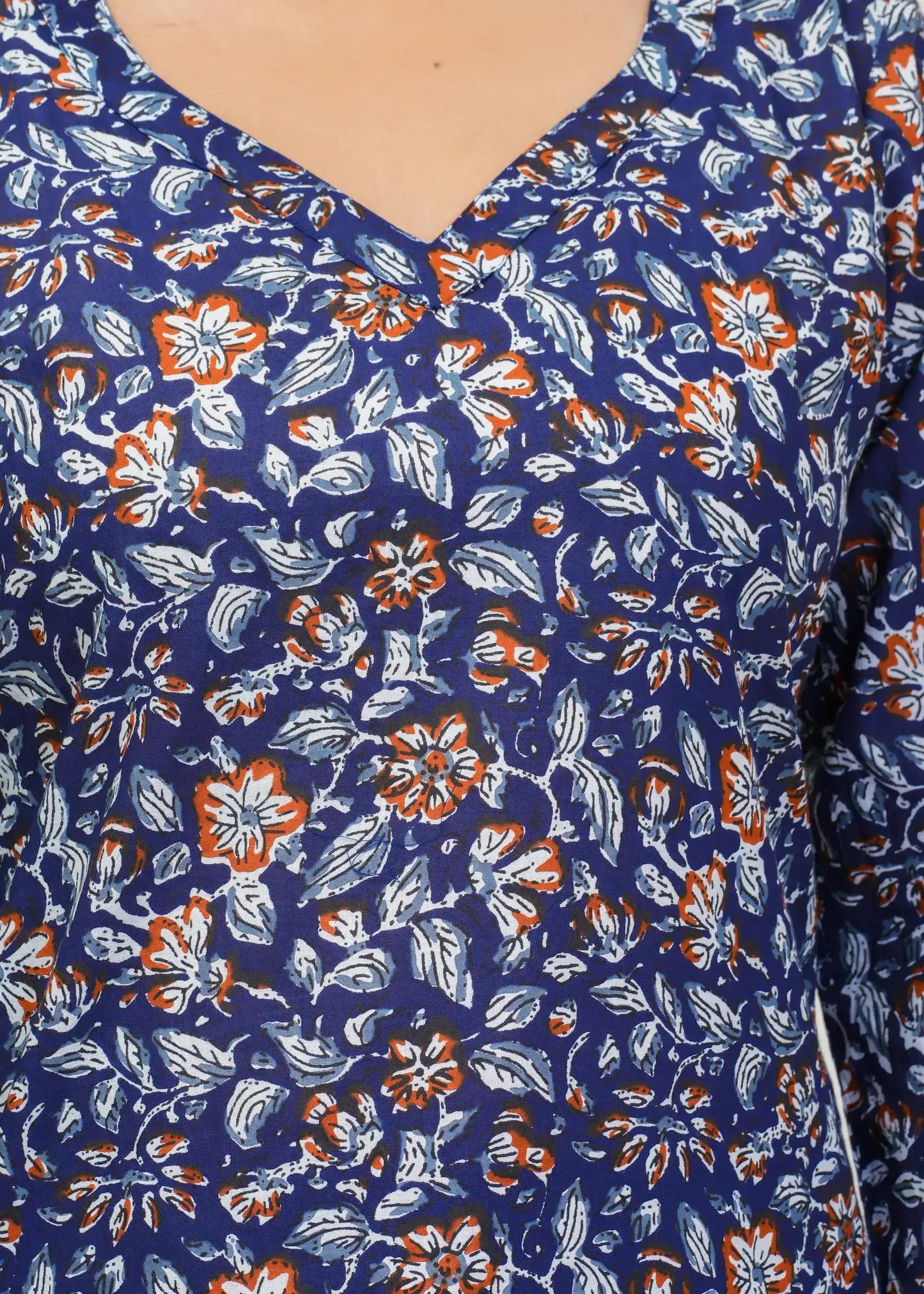 Navy Blue Floral Print V-Neck Straight Kurti with 3/4th Sleeves | Soft Cotton Casual Wear – Lamenda