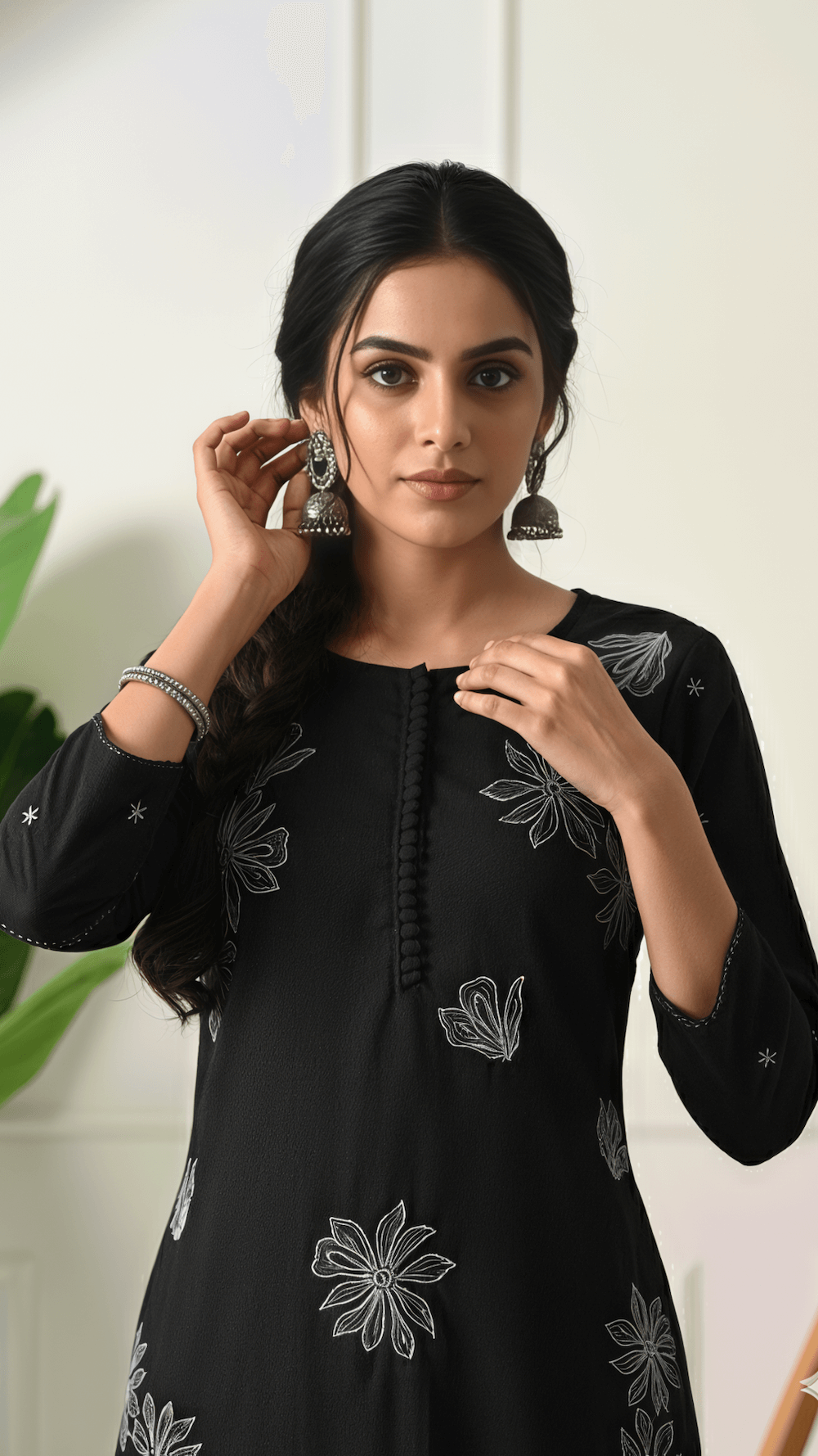 Black Embroidered Cotton Kurta Set for Women | 2-Piece Set with Straight Pants – Lamenda Ethnic Wear