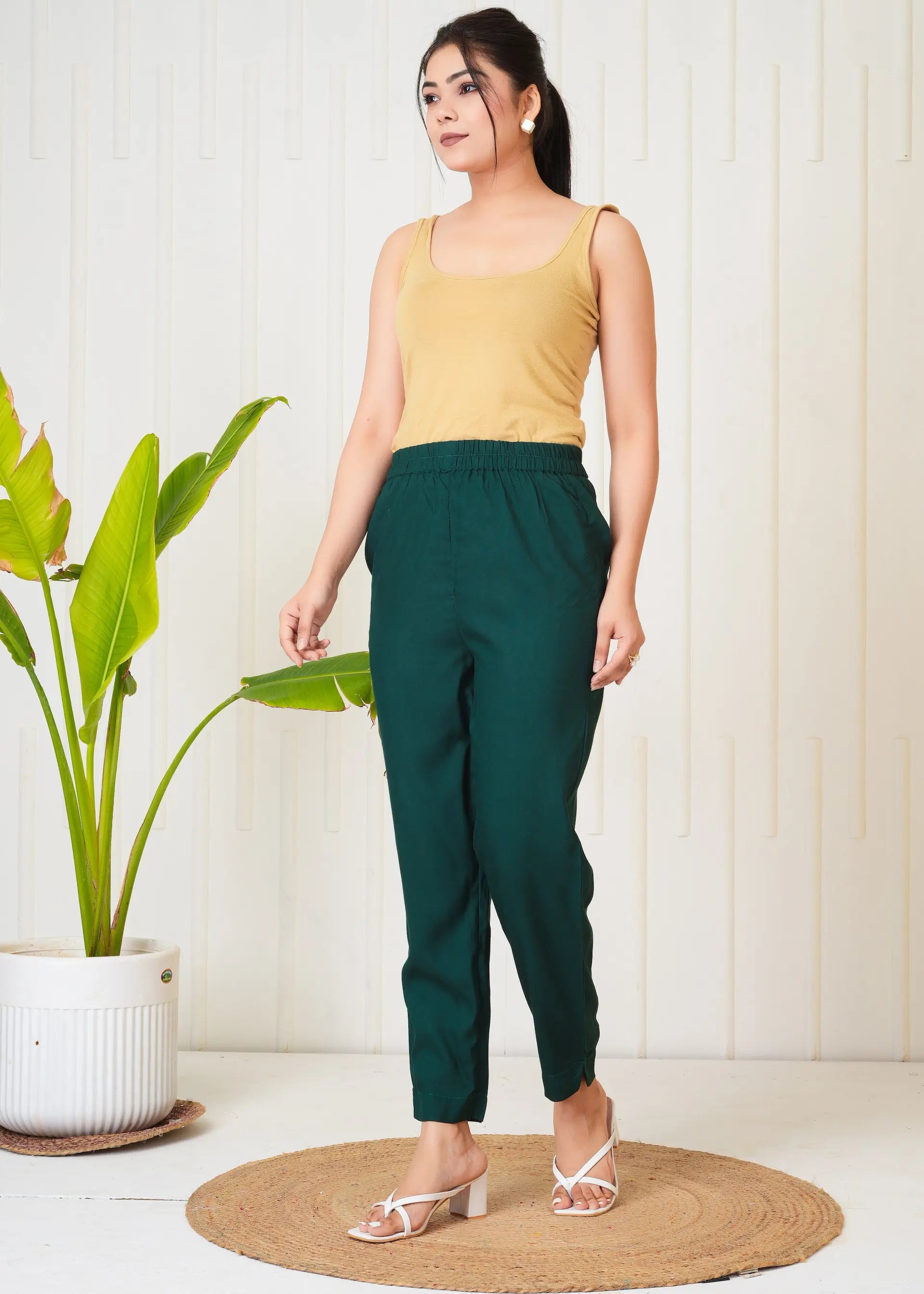 Solid Green Straight Cotton Pants with Pockets | Everyday Comfort Bottomwear – Lamenda