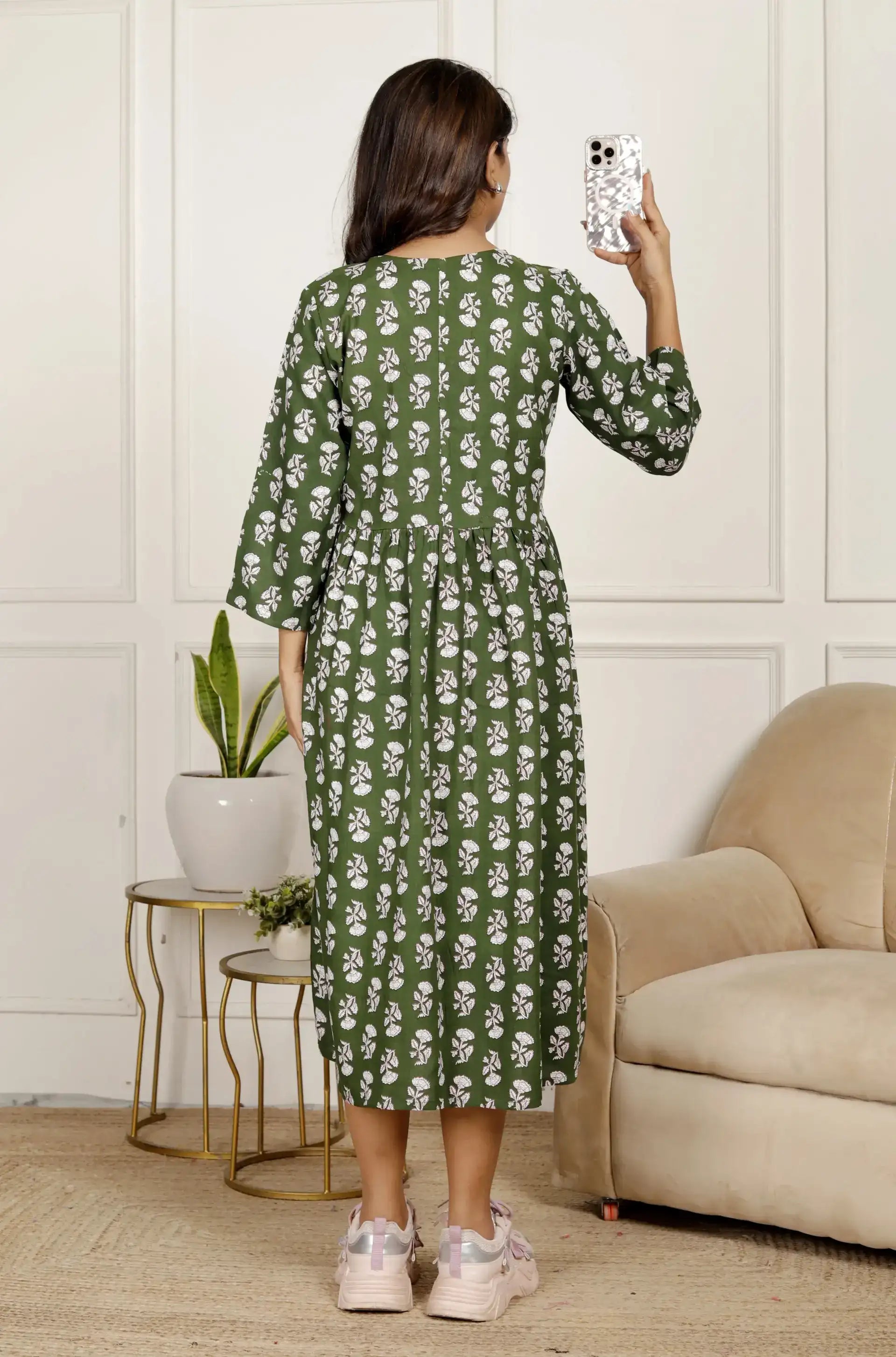 Olive Green Floral Midi Dress with V-Neck & 3/4 Sleeves | Effortless Everyday Style – Lamenda