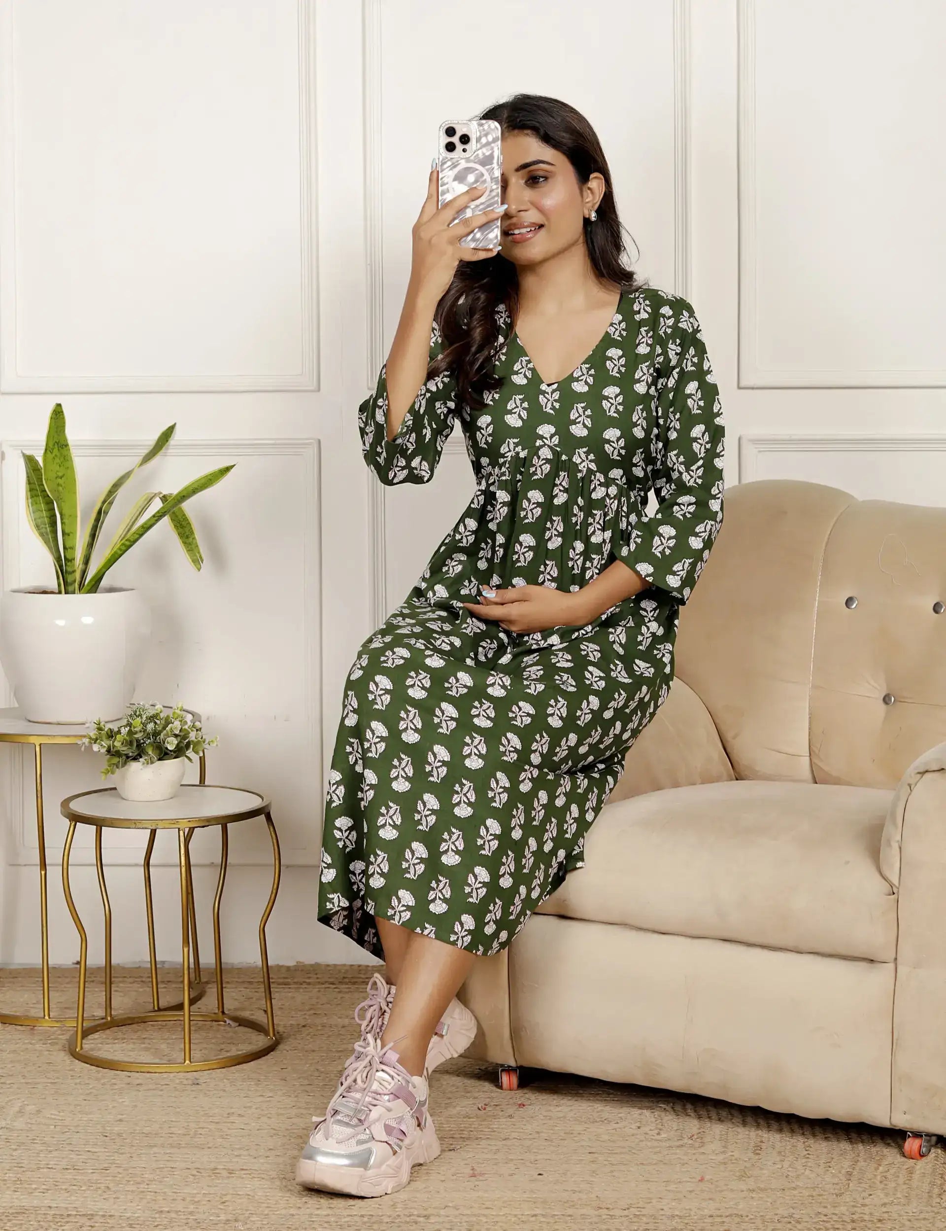 Olive Green Floral Midi Dress with V-Neck & 3/4 Sleeves | Effortless Everyday Style – Lamenda