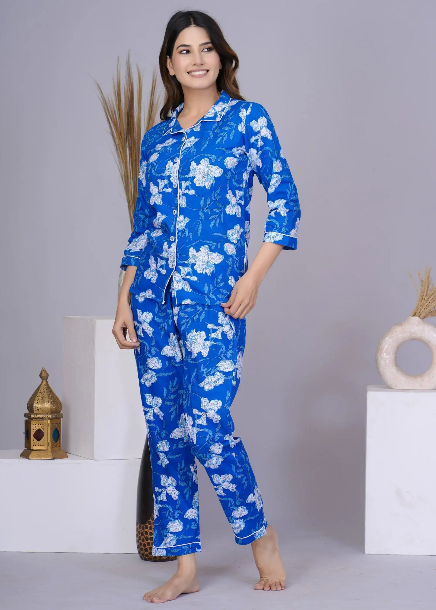 Blue Floral Print Cotton Nightsuit with 3/4 Sleeves & Notched Collar | Soft & Stylish Sleepwear Set – Lamenda