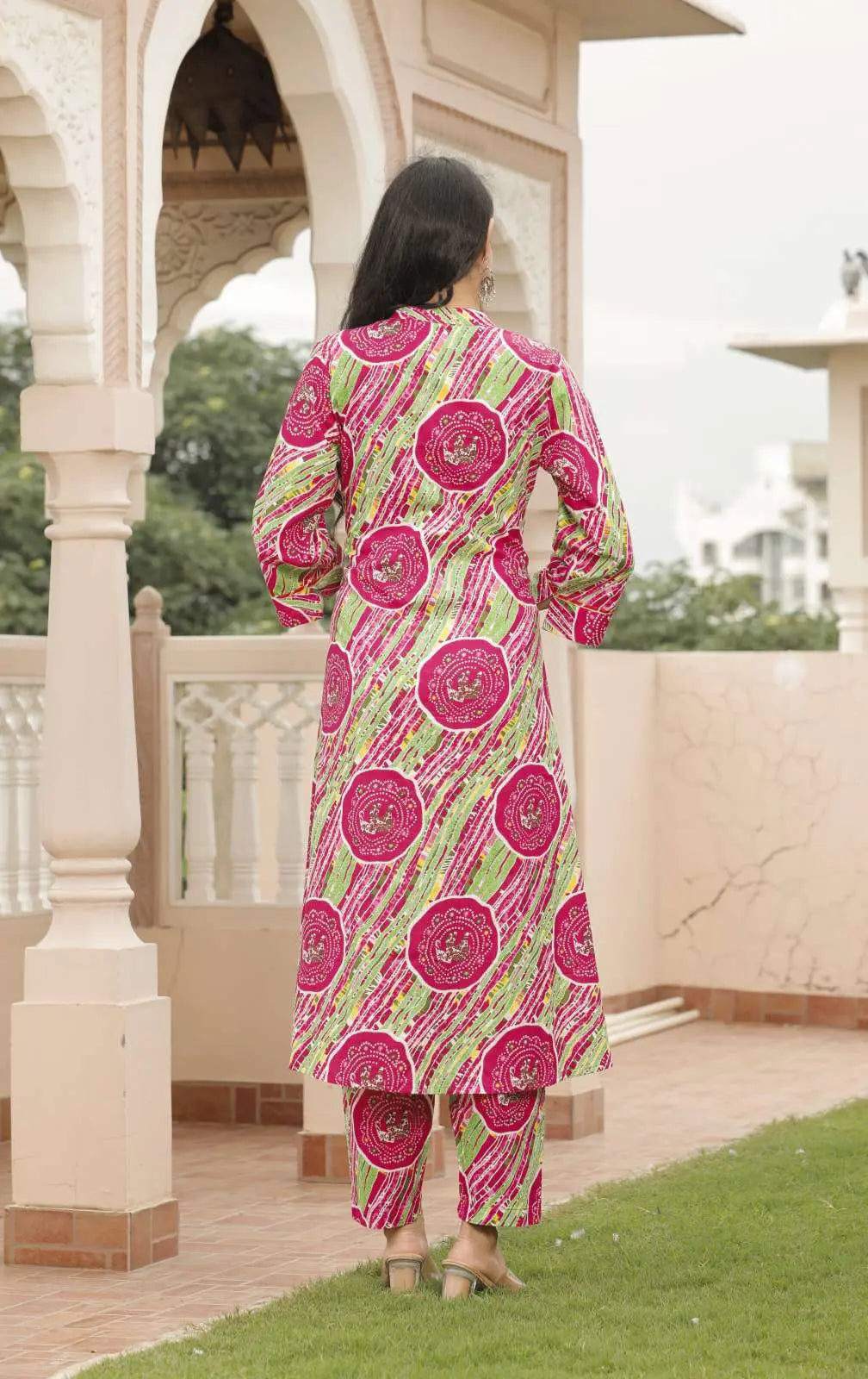Pink & Green Jaipuri Printed Cotton Kurta Set with Front Slit & Straight Pants | Festive Ethnic Kurta Set – Lamenda