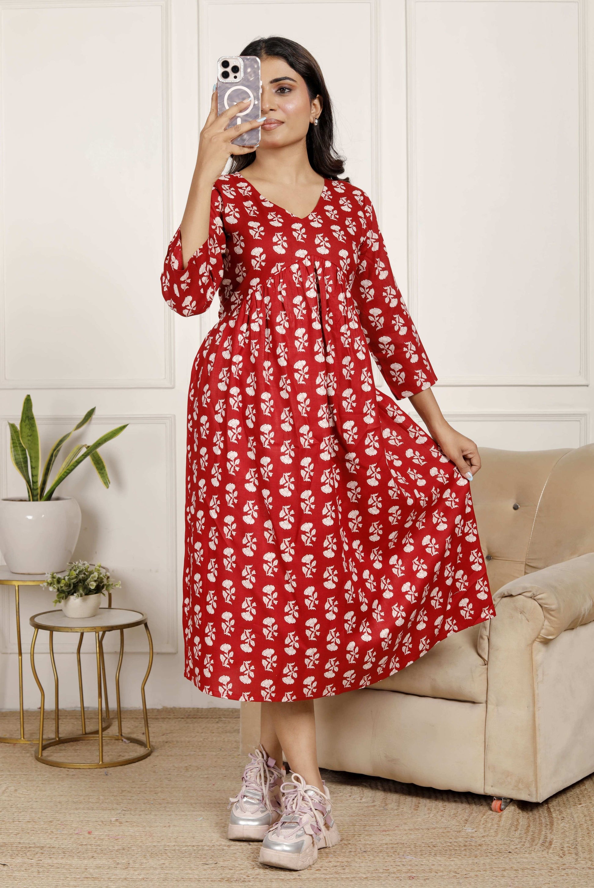 Maroon Red Floral Midi Dress with V-Neck & 3/4 Sleeves | Casual Elegance for Everyday – Lamenda