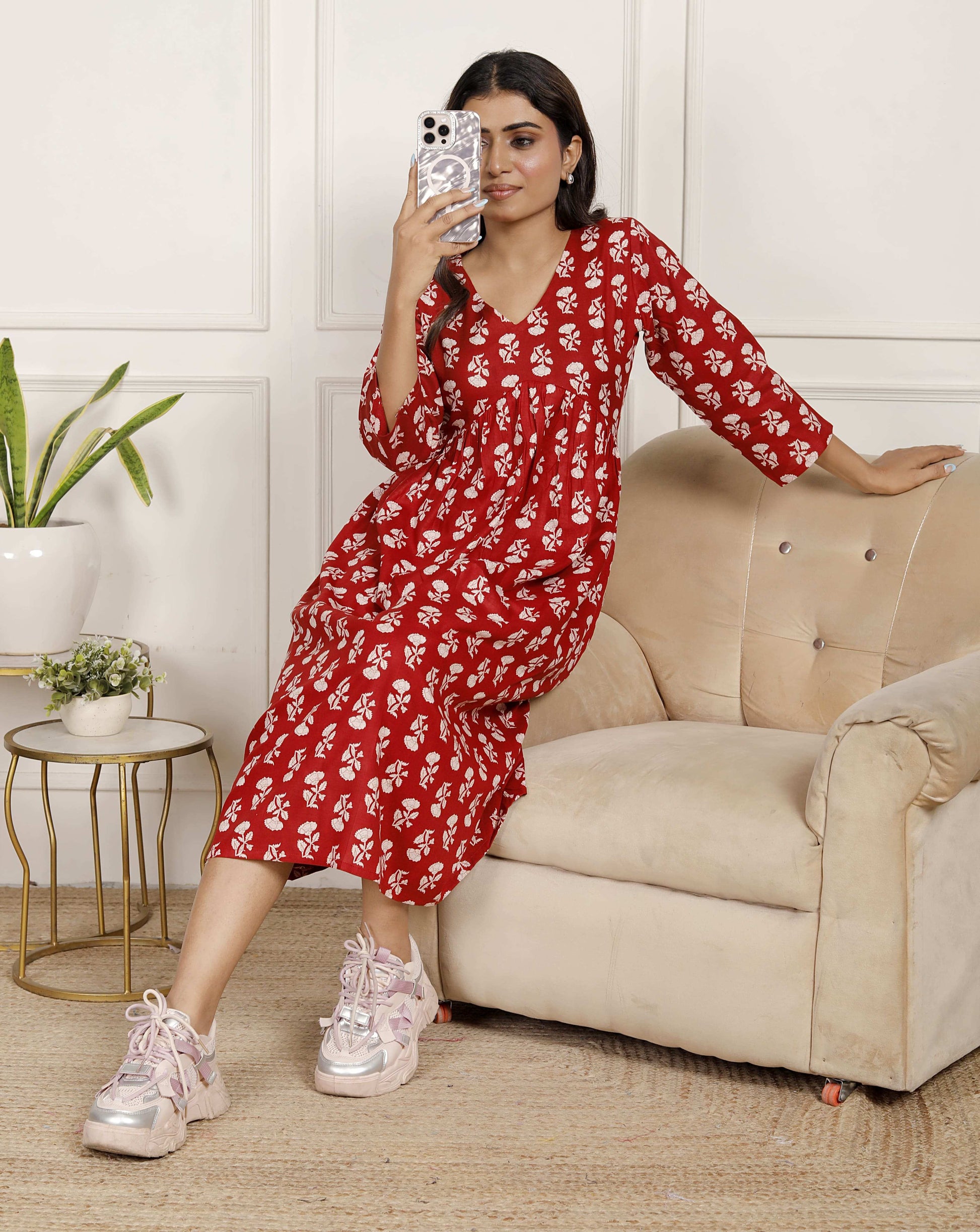 Maroon Red Floral Midi Dress with V-Neck & 3/4 Sleeves | Casual Elegance for Everyday – Lamenda