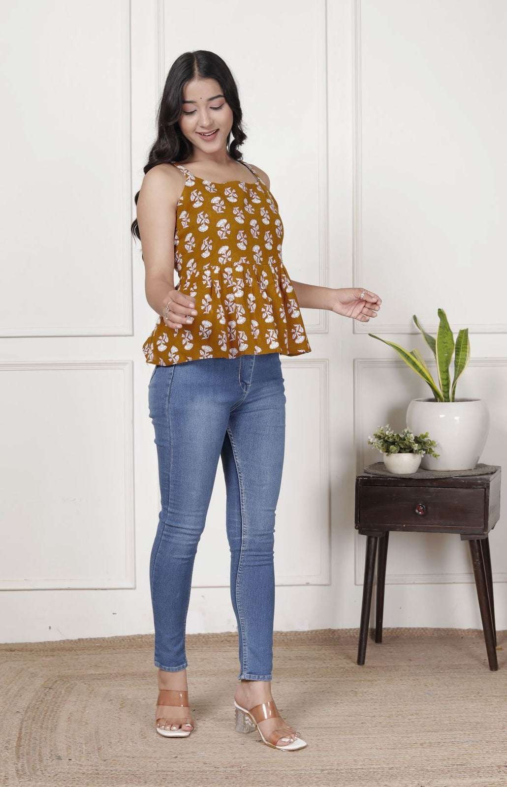 Rust & White Floral Sleeveless Peplum Top with Square Neck | Everyday Chic Wear – Lamenda