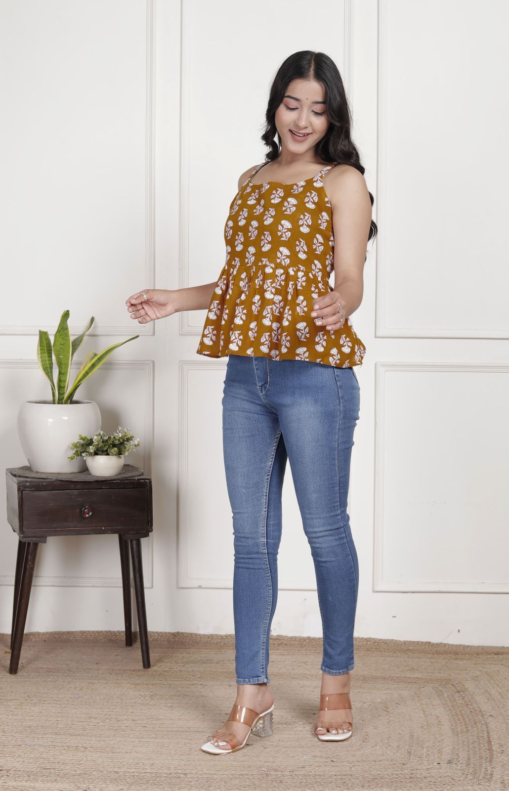 Rust & White Floral Sleeveless Peplum Top with Square Neck | Everyday Chic Wear – Lamenda